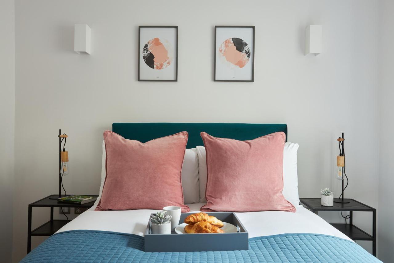 Hammersmith Mews By Viridian Apartments London Bagian luar foto