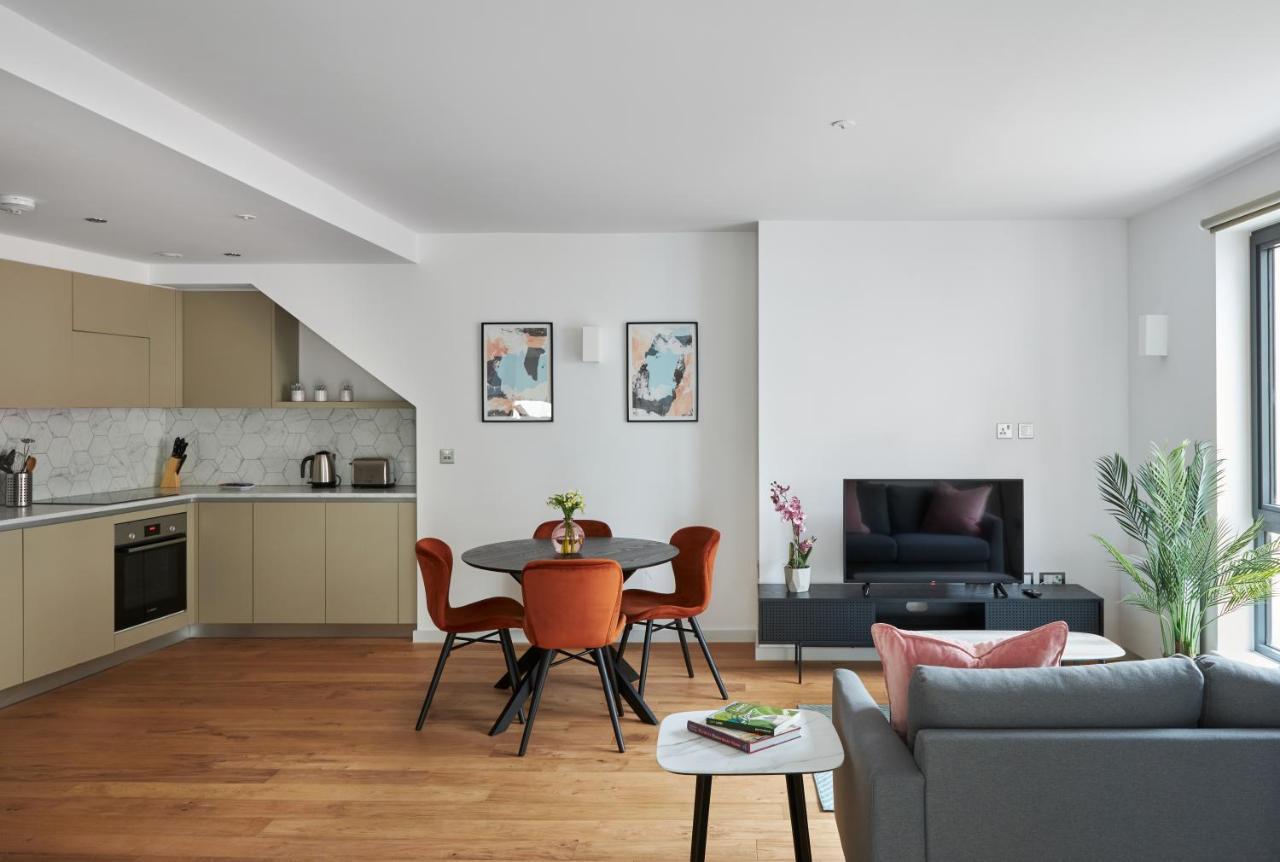 Hammersmith Mews By Viridian Apartments London Bagian luar foto