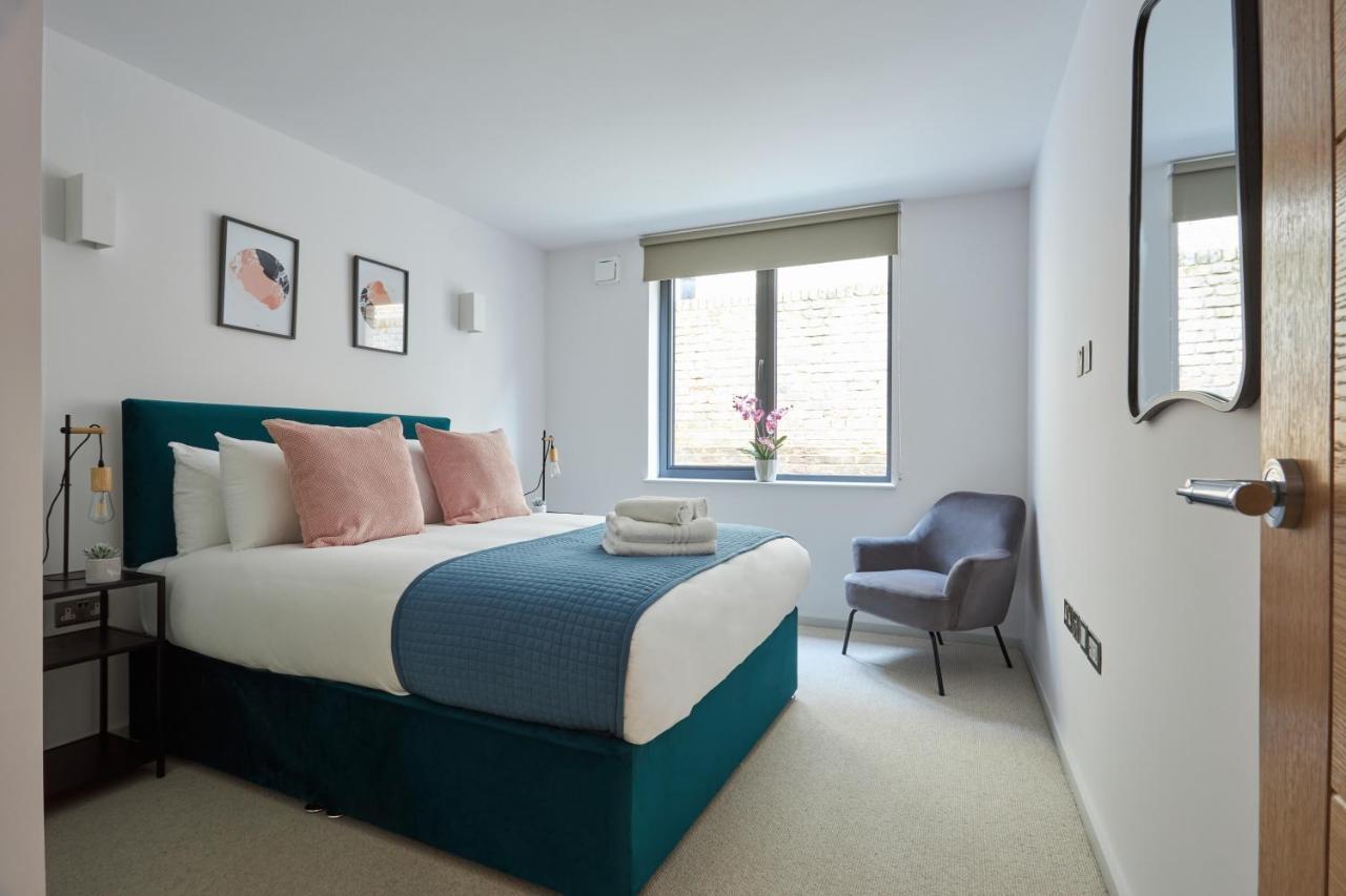 Hammersmith Mews By Viridian Apartments London Bagian luar foto