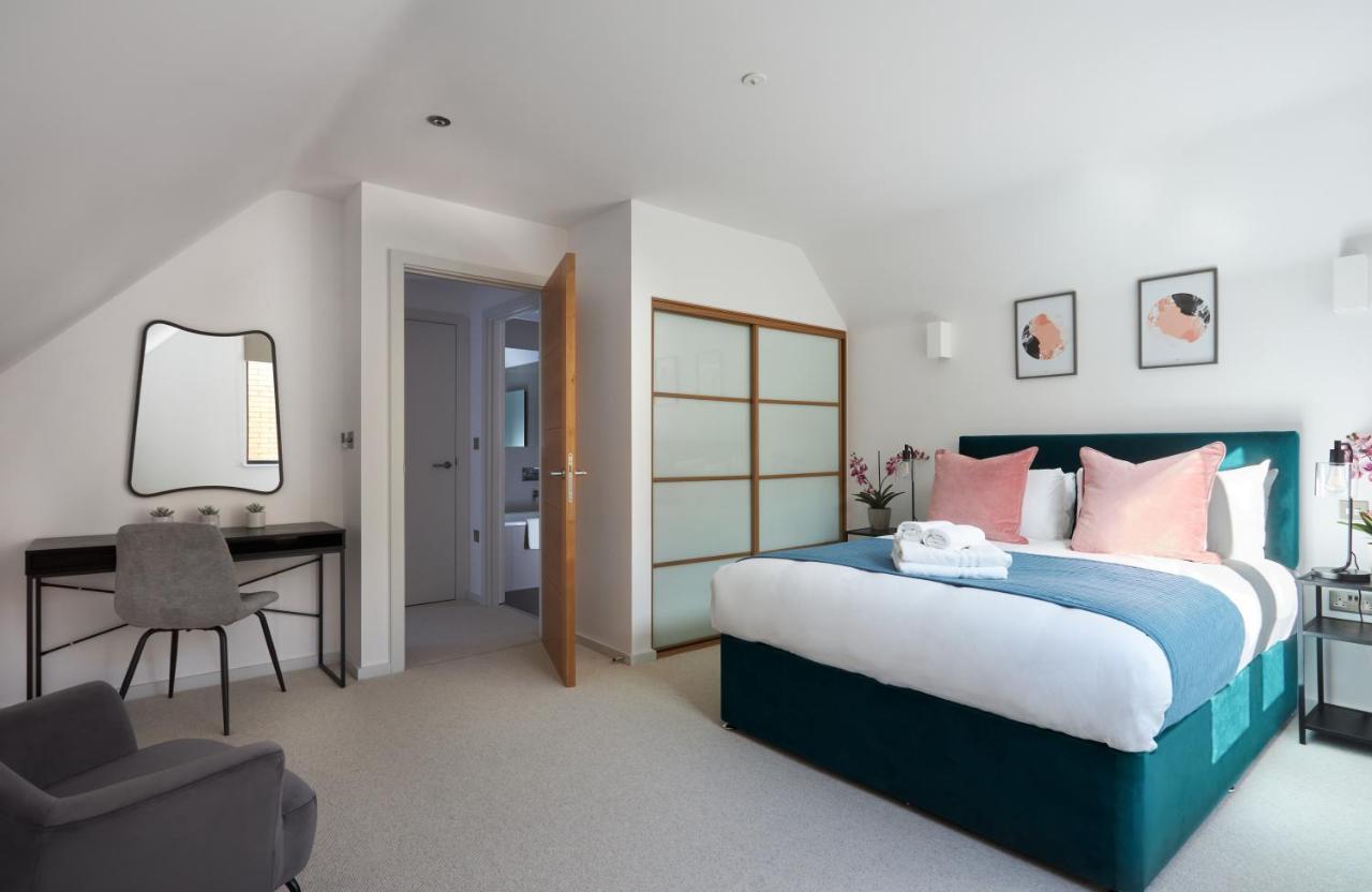 Hammersmith Mews By Viridian Apartments London Bagian luar foto
