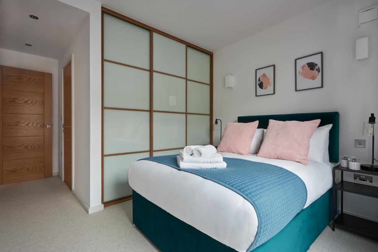 Hammersmith Mews By Viridian Apartments London Bagian luar foto
